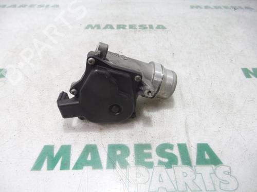 Spjældhus RENAULT MEGANE III Grandtour (KZ0/1) 1.5 dCi (KZ09, KZ0D, KZ1G, KZ29, KZ14, KZ1W, KZ10, KZ1F,... (110 hp) 31442995