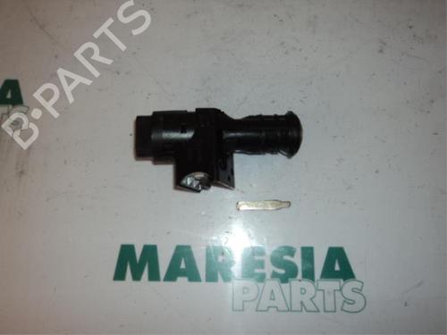 Used Ignition barrel FIAT BRAVO II (198_) 1.4 (198AXA1B) (90 hp) 31424823