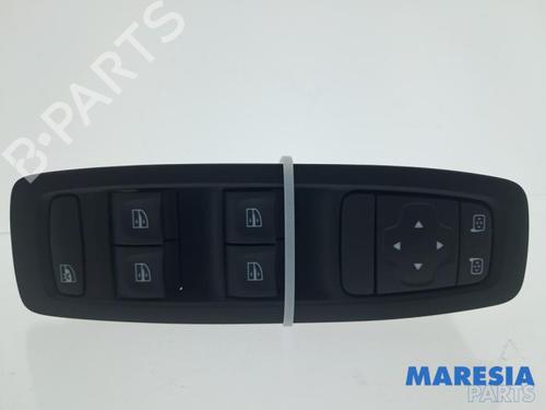 Used Switch RENAULT MEGANE IV Grandtour (K9A/M/N_) 1.3 TCe 140 (K9NB) (140 hp) 32749405