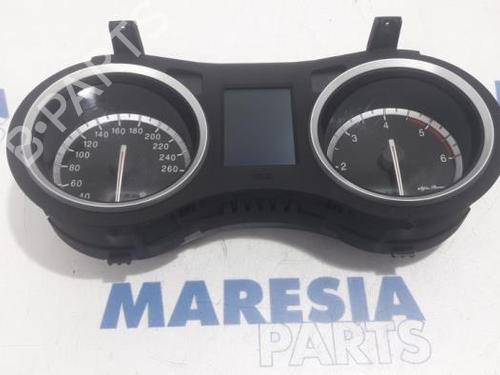 Used Instrument cluster ALFA ROMEO 159 Sportwagon (939_) 2.4 JTDM (939BXD1B, 939BXD12) (200 hp) 31420199