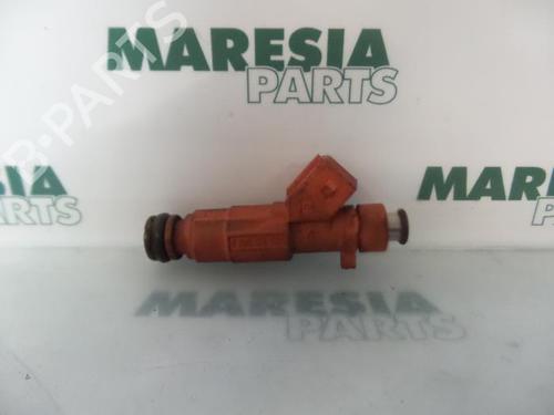 injector-alfa-romeo-156-932_-1997-1998-1999-2000-2001-2002-2003-2004-2005-31461711 main image