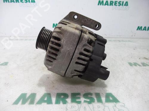 Used Alternator FIAT QUBO (225_) 1.3 D Multijet (225CXB1A, 225AXB1A, 225CXB11, 225AXB11,... (75 hp) 31513059