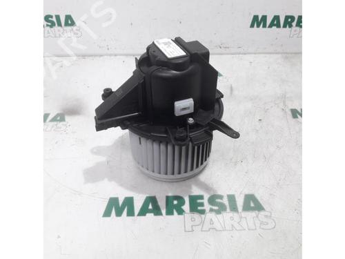 Used Heater blower motor CITROËN JUMPY III Van (V_) 1.6 BlueHDi 115 (115 hp) 31443419