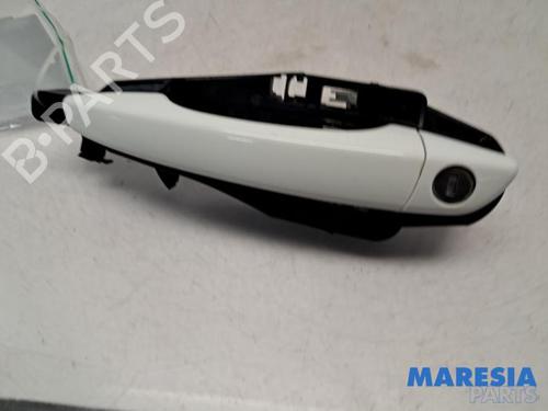 Used Front left exterior door handle Front left exterior door handle PEUGEOT 308 SW II (LC_, LJ_, LR_, LX_, L4_) 1.2 THP 130 (131 hp) 31427946 31427946
