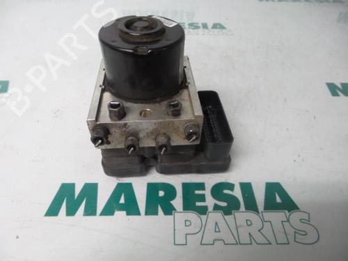 Used ABS pump CITROËN C3 II (SC_) 1.6 HDi (92 hp) 31399685