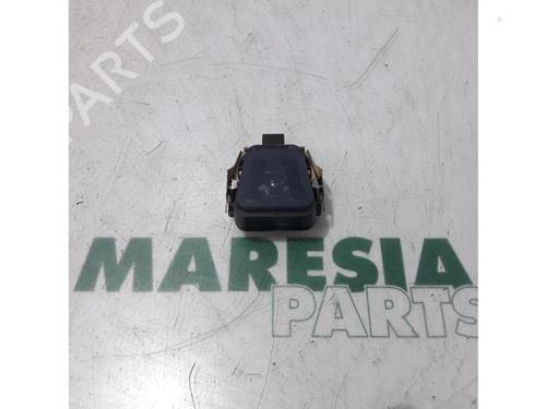 electronic-sensor-peugeot-508-sw-i-8e_-2010-2011-2012-2013-2014-2015-2016-2017-2018-31460467 main image