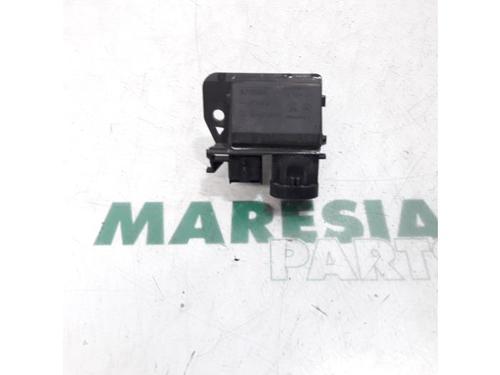 Elektronisk sensor PEUGEOT 307 CC (3B) 2.0 16V (140 hp) 31515593