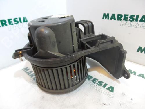 Used Heater blower motor RENAULT CLIO II (BB_, CB_) 1.6 16V (BB01, BB0H, BB0T, BB14, BB1D, BB1R, BB2KL, BB3G... (107 hp) 31529864