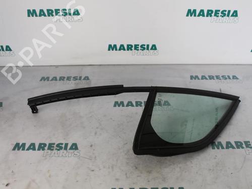 Used Front right quarter glass CITROËN C3 II (SC_) 1.2 VTi 82 (82 hp) 31428929