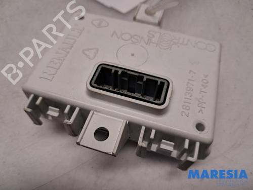 Used Electronic module RENAULT MEGANE CC (EZ0/1_) 1.4 TCe (EZ0F, EZ1V) (131 hp) 31510103