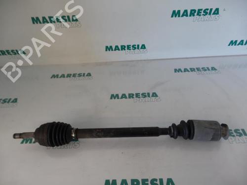 right-front-driveshaft-renault-megane-i-ba01_-1995-1996-1997-1998-1999-2000-2001-2002-2003-2004-31532553 main image