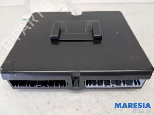 Used Electronic module RENAULT ZOE Hatchback Van (BFM_) Electric (BFME) (92 hp) 31422954