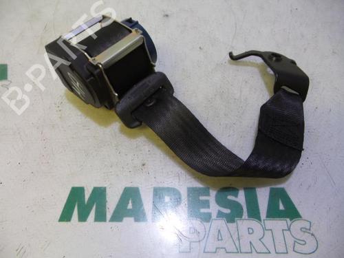 Used Rear center seatbelt ALFA ROMEO 159 (939_) 1.9 JTDM 16V (939AXC1B, 939AXC12) (150 hp) 31426937