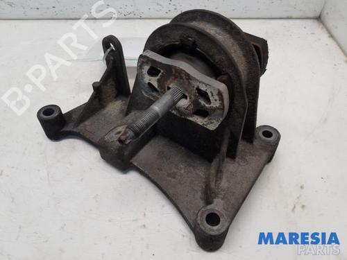 Used Gearbox mount FIAT PANDA (312_, 319_) 0.9 (312PXG1A) (86 hp) 31516513
