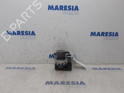 Used ABS pump PEUGEOT 508 I (8D_) 2.2 HDi (204 hp) 31419921