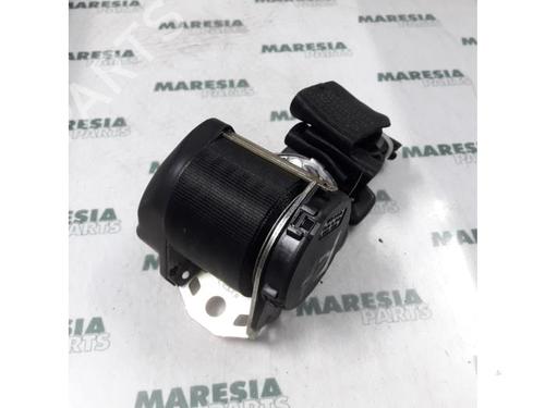 Used Rear right seatbelt FIAT SEICENTO / 600 (187_) 1.1 (187AXB, 187AXB1A, 187AXC1A02) (54 hp) 31501445