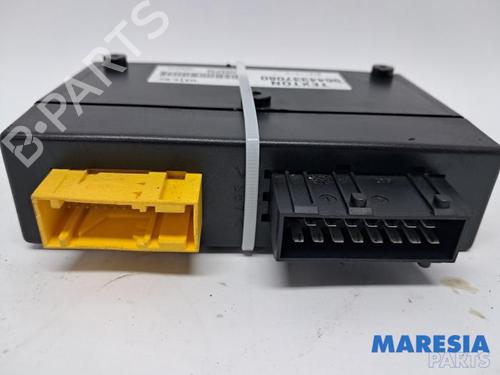 Used Control unit Control unit PEUGEOT 206 CC (2D) 1.6 16V (2DNFUF, 2DNFUR) (109 hp) 35820729 35820729