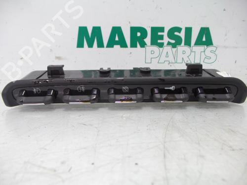 Used Switch ALFA ROMEO GIULIETTA (940_) 1.4 TB (940FXB1A, 940FXB11) (170 hp) 31426132