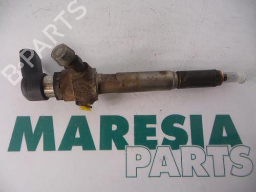 Used Injector RENAULT MEGANE II Estate (KM0/1_) 1.5 dCi (KM16) (103 hp) 31390422