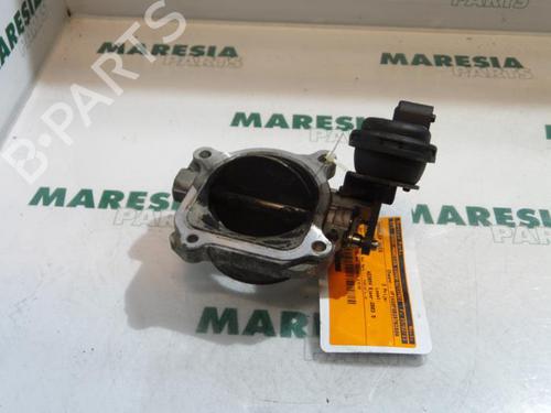 Used Throttle body Throttle body RENAULT LAGUNA II Grandtour (KG0/1_) 2.2 dCi (KG0F) (150 hp) 31442145 31442145