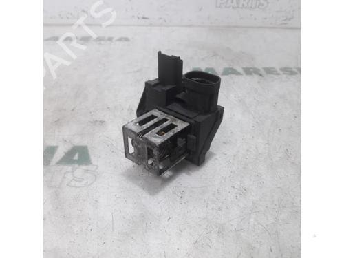 Used Electronic sensor CITROËN C3 II (SC_) 1.6 HDi (92 hp) 31500440