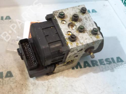 Used ABS pump RENAULT ESPACE III (JE0_) 2.0 16V (JE0N, JE0L, JE02) (140 hp) 31486344