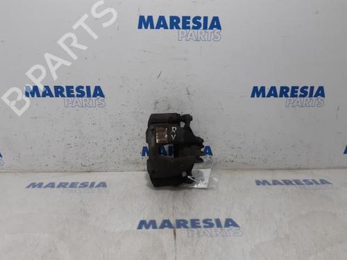 Used Right front brake caliper PEUGEOT 3008 I MPV (0U_) 1.6 VTi (120 hp) 31450657