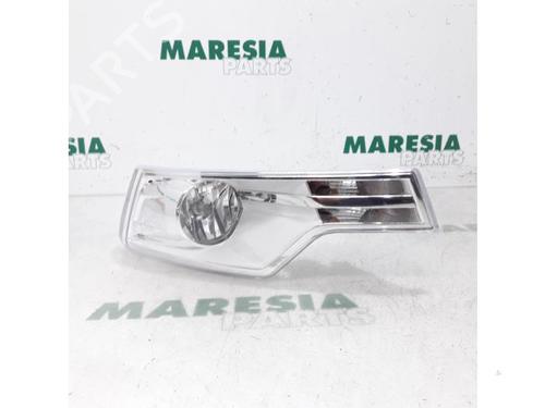 Used Right front fog light CITROËN C5 III (RD_) 2.0 HDi (RDRHD8, RDRHDJ, RDRHR8, RDRHRJ) (136 hp) 31472721