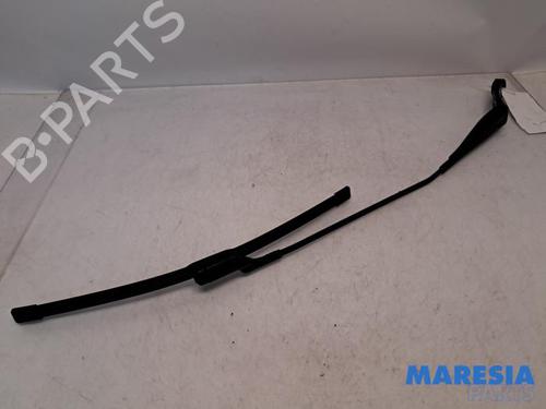 Used Front windshield wiper arm PEUGEOT 308 SW II (LC_, LJ_, LR_, LX_, L4_) 1.2 THP 110 (110 hp) 31500176