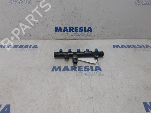 Used Injection rail PEUGEOT EXPERT Van (VF3A_, VF3U_, VF3X_) 2.0 HDi 140 (136 hp) 31391484