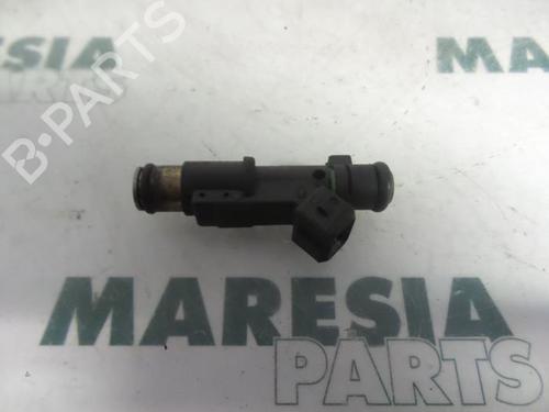 Used Injector PEUGEOT 407 (6D_) 1.8 (6D6FZB) (116 hp) 31438120