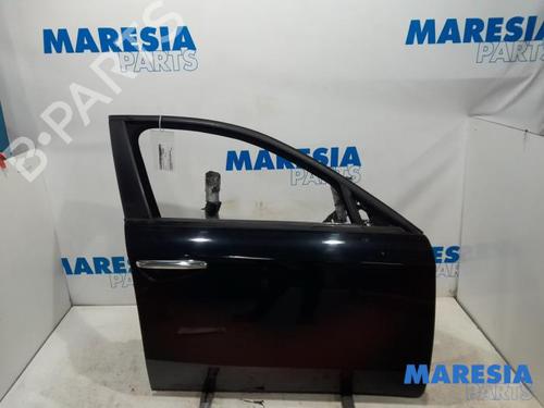 Used Right front door Right front door 31476570 31476570