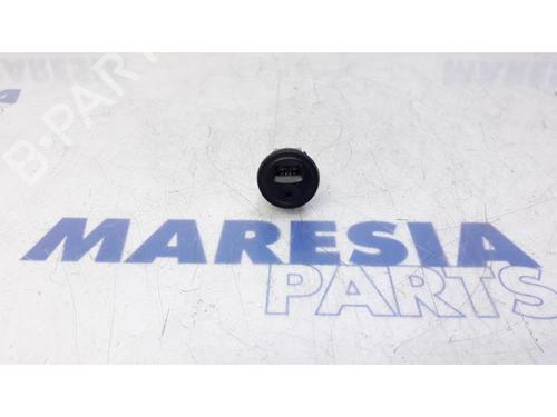 other-peugeot-2008-i-cu_-2013-31520167 main image