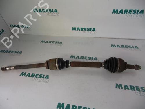 Used Right front driveshaft Right front driveshaft RENAULT LAGUNA II Grandtour (KG0/1_) 1.9 dCi (KG0G) (120 hp) 31415428 31415428