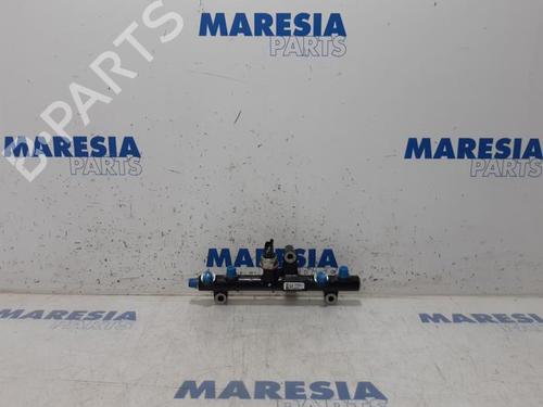 Used Injection rail PEUGEOT 508 SW I (8E_) 2.0 HDi (163 hp) 31493394