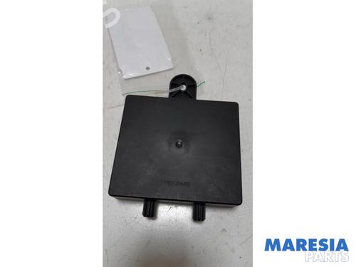 Módulo eletrónico RENAULT CLIO IV Grandtour (KH_) 0.9 TCe 90 (90 hp) 31386979