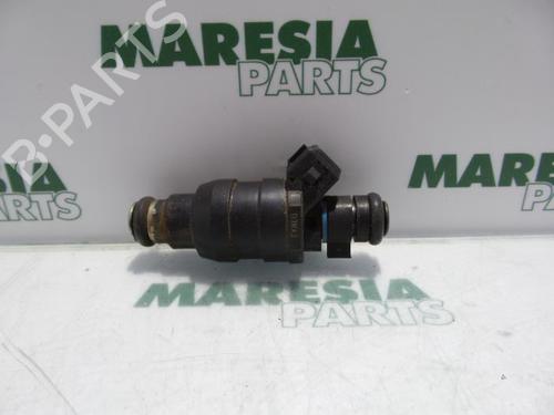 Used Injector PEUGEOT 406 Break (8E/F) 1.8 16V (110 hp) 31464374