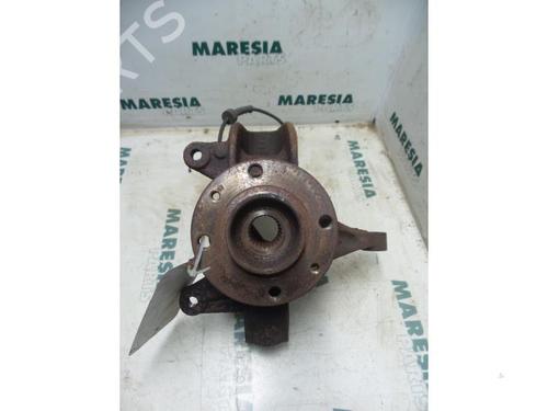Used Left front steering knuckle RENAULT MEGANE II (BM0/1_, CM0/1_) 1.9 dCi (BM0G, CM0G) (120 hp) 31433468