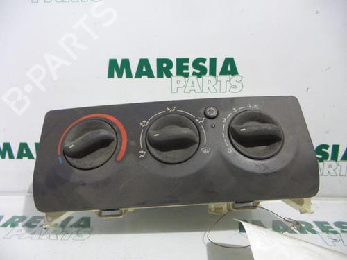 Used Climate control RENAULT CLIO II (BB_, CB_) 1.2 16V (BB05, BB0W, BB11, BB27, BB2T, BB2U, BB2V, CB05,... (75 hp) 31413935