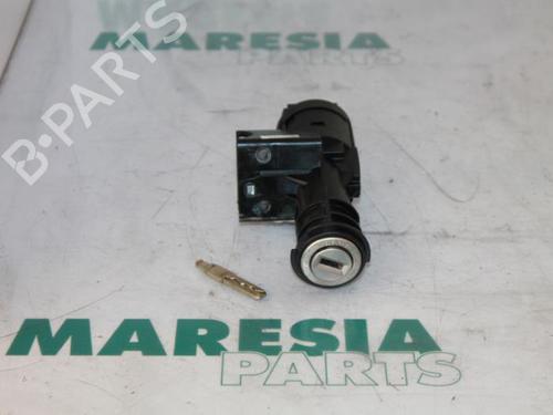 Used Ignition barrel FIAT BRAVO II (198_) 1.4 (198AXA1B) (90 hp) 31435922