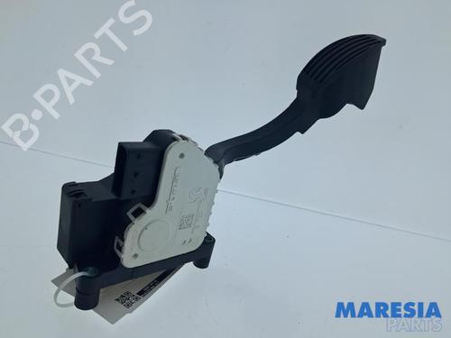 Used Pedal Pedal FIAT 500 (312_) 0.9 (312AXN1A) (80 hp) 33716722 33716722