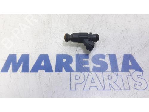 Used Injector PEUGEOT 308 II (LB_, LP_, LW_, LH_, L3_) 1.2 VTi 72 (82 hp) 31452304