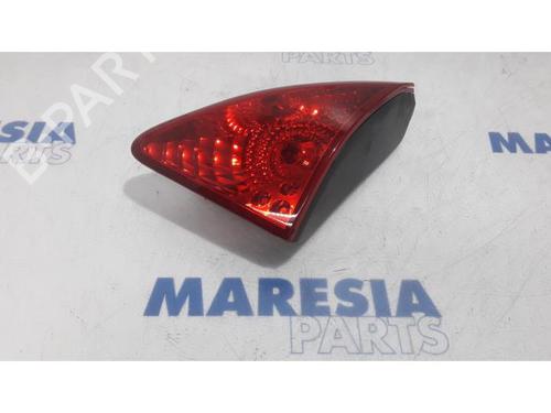 Used Right taillight PEUGEOT 3008 I MPV (0U_) 1.6 VTi (120 hp) 31509867