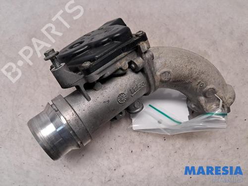 Used Throttle body RENAULT MEGANE III Grandtour (KZ0/1) 1.5 dCi (KZ09, KZ0D, KZ1G, KZ29, KZ14, KZ1W, KZ10, KZ1F,... (110 hp) 31523677