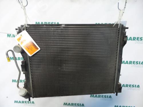 water-radiator-renault-clio-ii-bb_-cb_-1998-1999-2000-2001-2002-2003-2004-2005-2006-2007-2008-2009-2010-2011-2012-2013-2014-2015-2016-31487814 main image