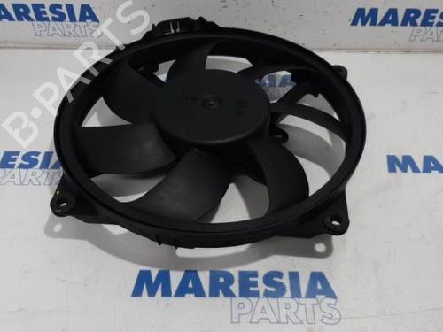 Used Pipe RENAULT SCÉNIC III (JZ0/1_) 1.4 16V (JZ0F, JZ1V) (131 hp) 31448283