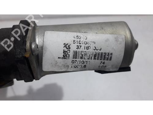 Front right window mechanism FIAT DOBLO Cargo (263_) 1.3 D Multijet | BP31479228C23