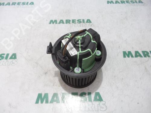 Used Heater blower motor PEUGEOT 308 CC (4B_) 1.6 16V (120 hp) 31527994
