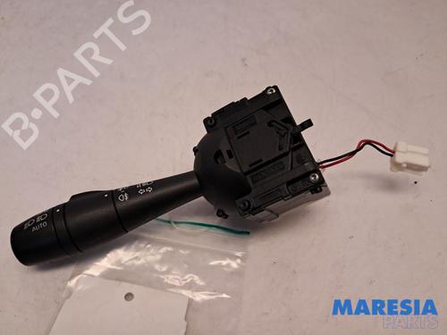 Commande de phare RENAULT CLIO IV Grandtour (KH_) 0.9 TCe 90 (90 hp) 31521077