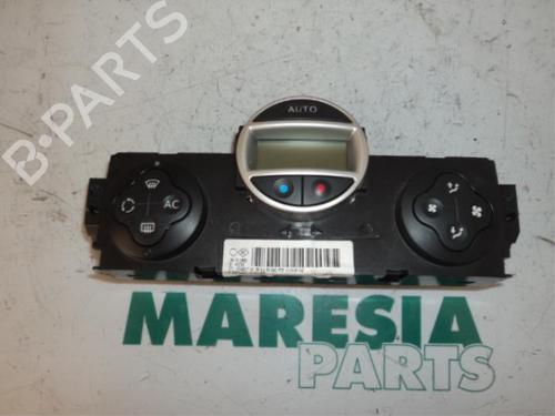 Used Climate control RENAULT GRAND SCÉNIC II (JM0/1_) 2.0 (135 hp) 31406679